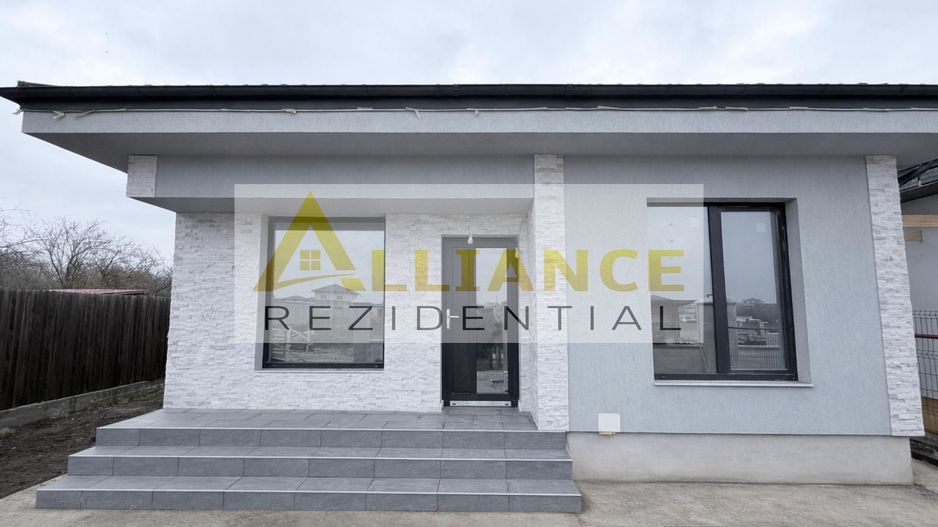Casa Individuala - 3 camere - 1 baie - 250mp teren - Poză 1