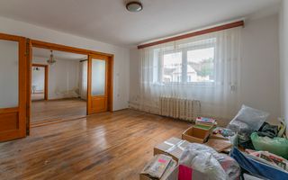 Casă individuală de renovare în Bod, Brașov - Poză 12