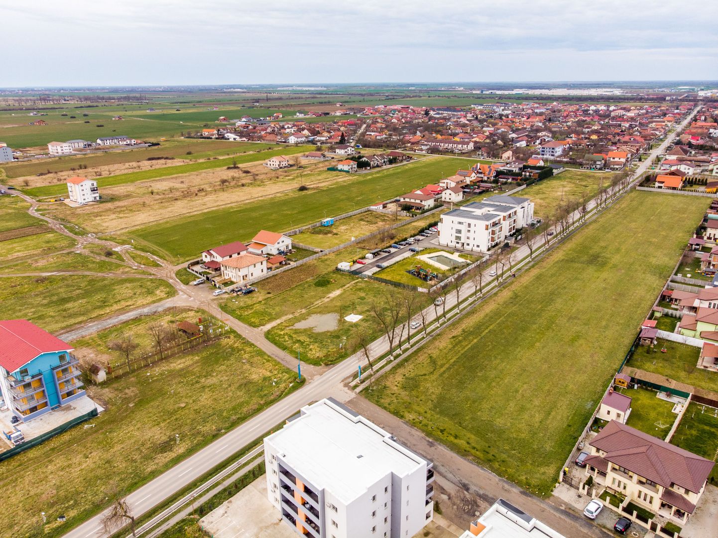 Teren de 2300mp pentru locuințe Chișoda - Poză 7