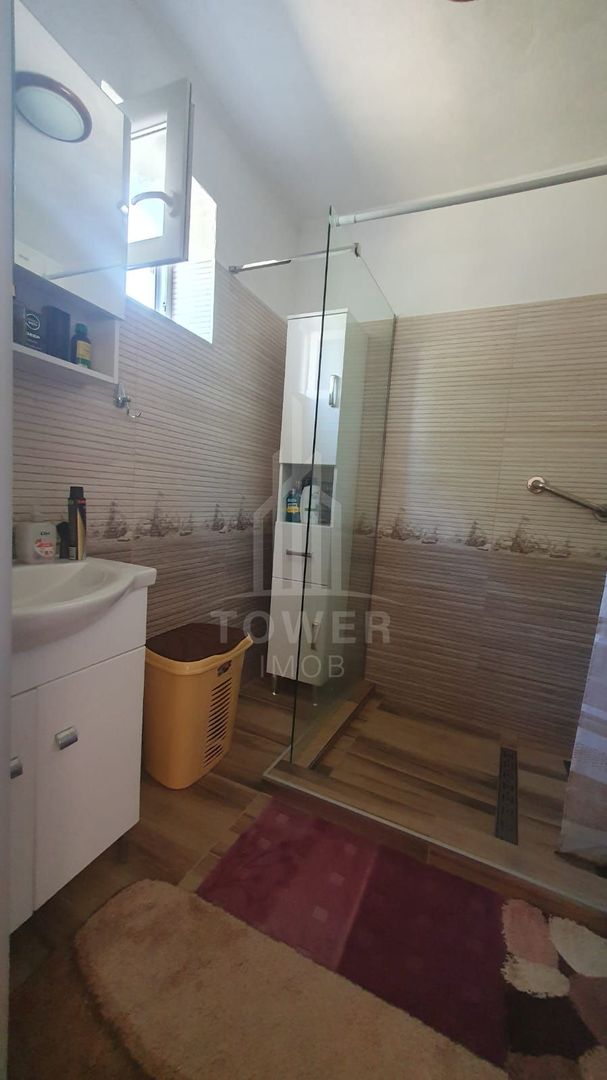 Casă spațioasă de vânzare în comuna Roșia .COMISION 0% - Poză 16