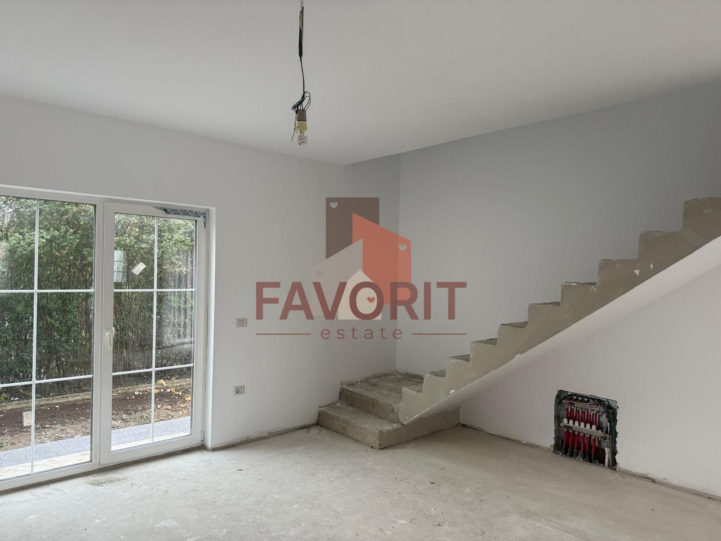 Duplex in Sanandrei | Toate utilitatile | 2 bai | Poarta acces auto | - Poză 9