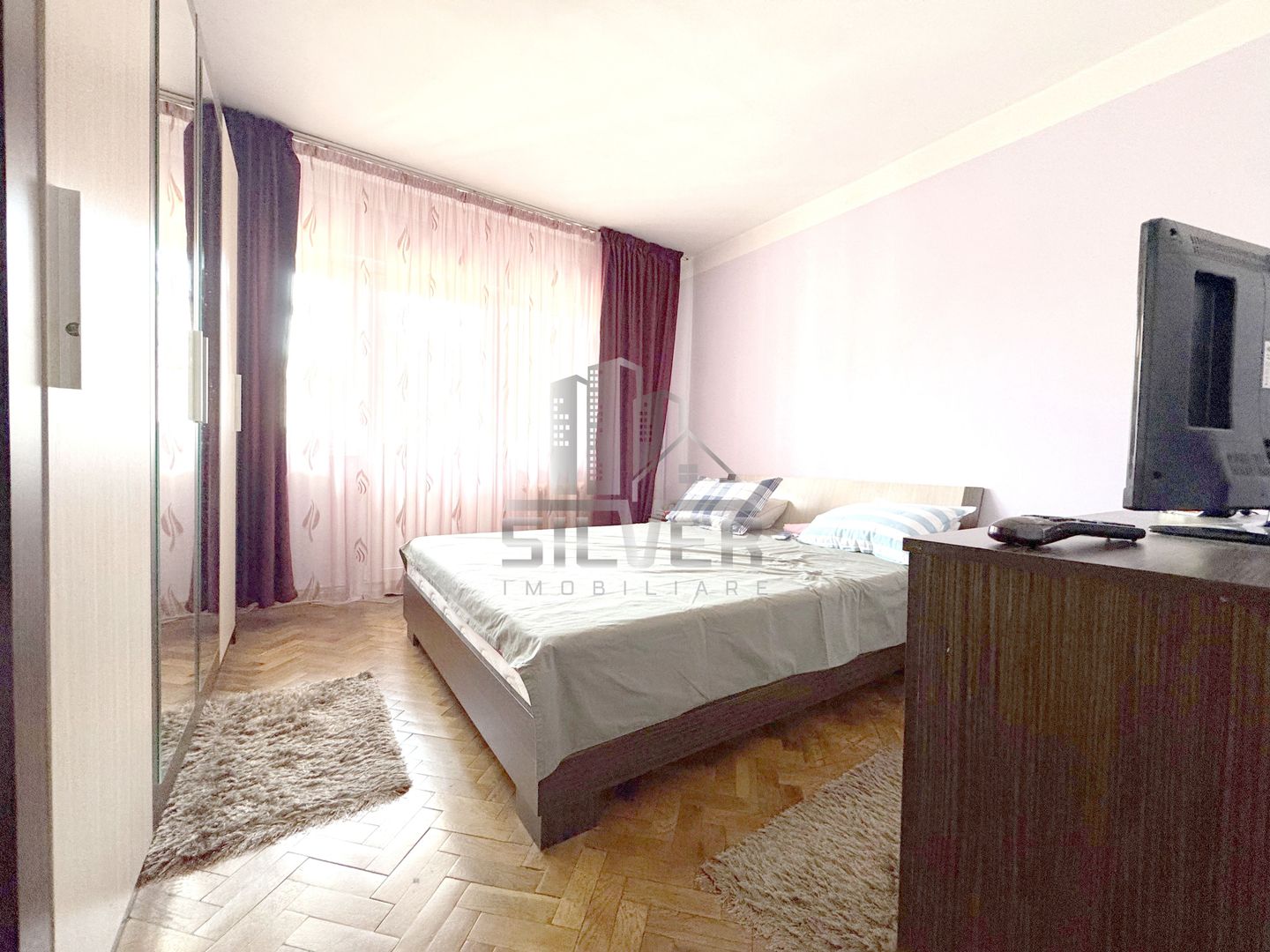 Apartament cu 4 camere/80 mp/zona strazii Peana. - Poză 4
