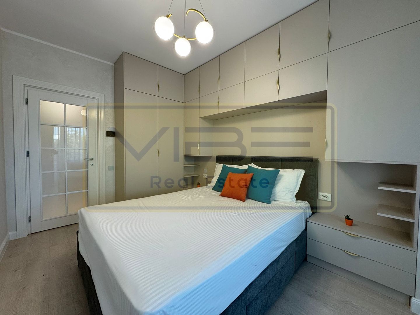 Apartament NOU 2 camere Copou + parcare Royal Town - Poză 8