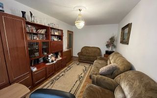 Apartament 3 camere  zona Lipovei - Poză 1