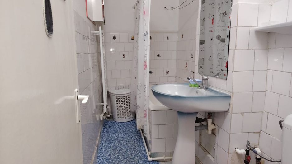 Inchiriez apartament 2 camere - Poză 4