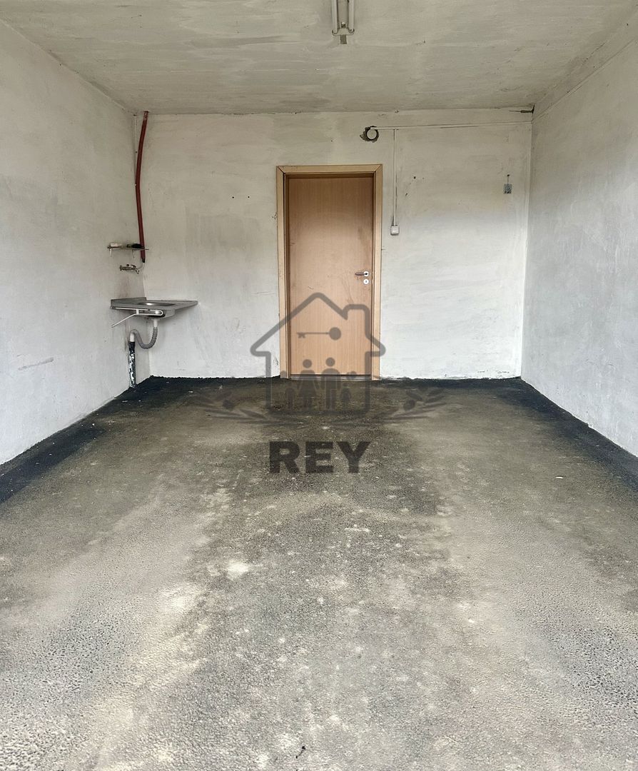 Apartament 4 camere cu garaj zona Strand- V.Aurie - Poză 25