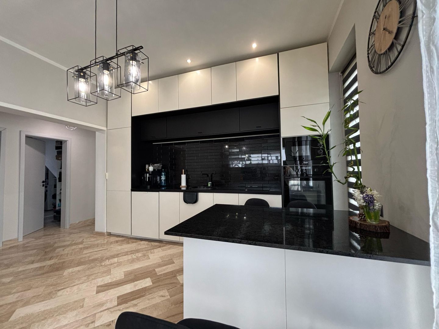 CONFORT la standarde inalte! Penthouse deosebit pe 2 niveluri zona Shopping City - Poză 4