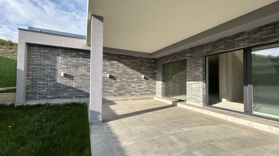 Casă modernă de vânzare Baciu – zona SunGarden - Poză 15