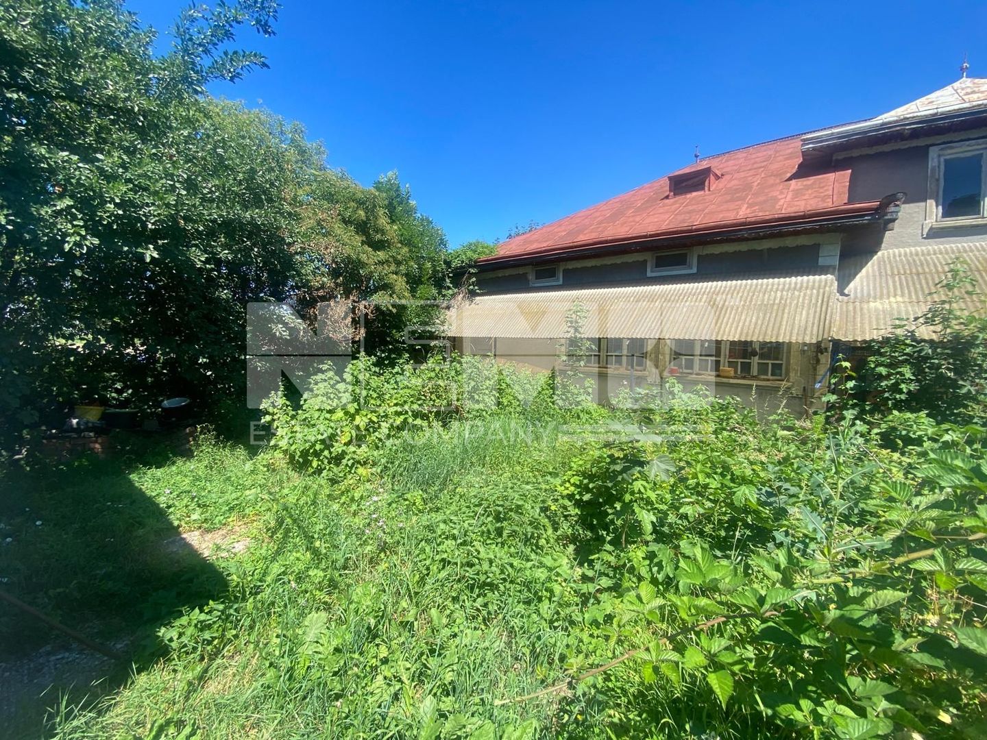 Casă + Teren 562 mp | Rădăuți Central | 135.000 € - Poză 2