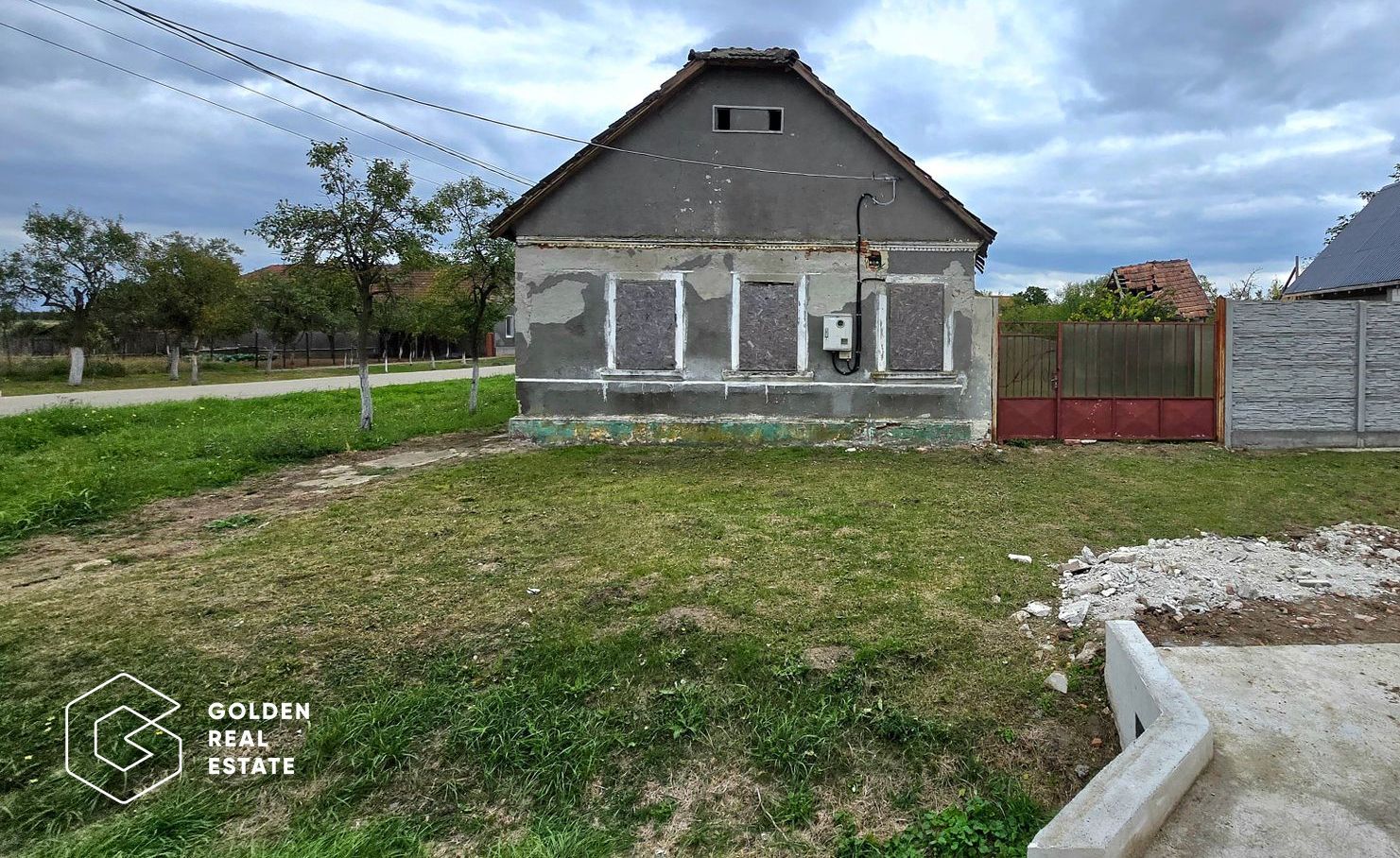 Teren cu casă și grădină, 1566 mp, Alunis - Poză 2