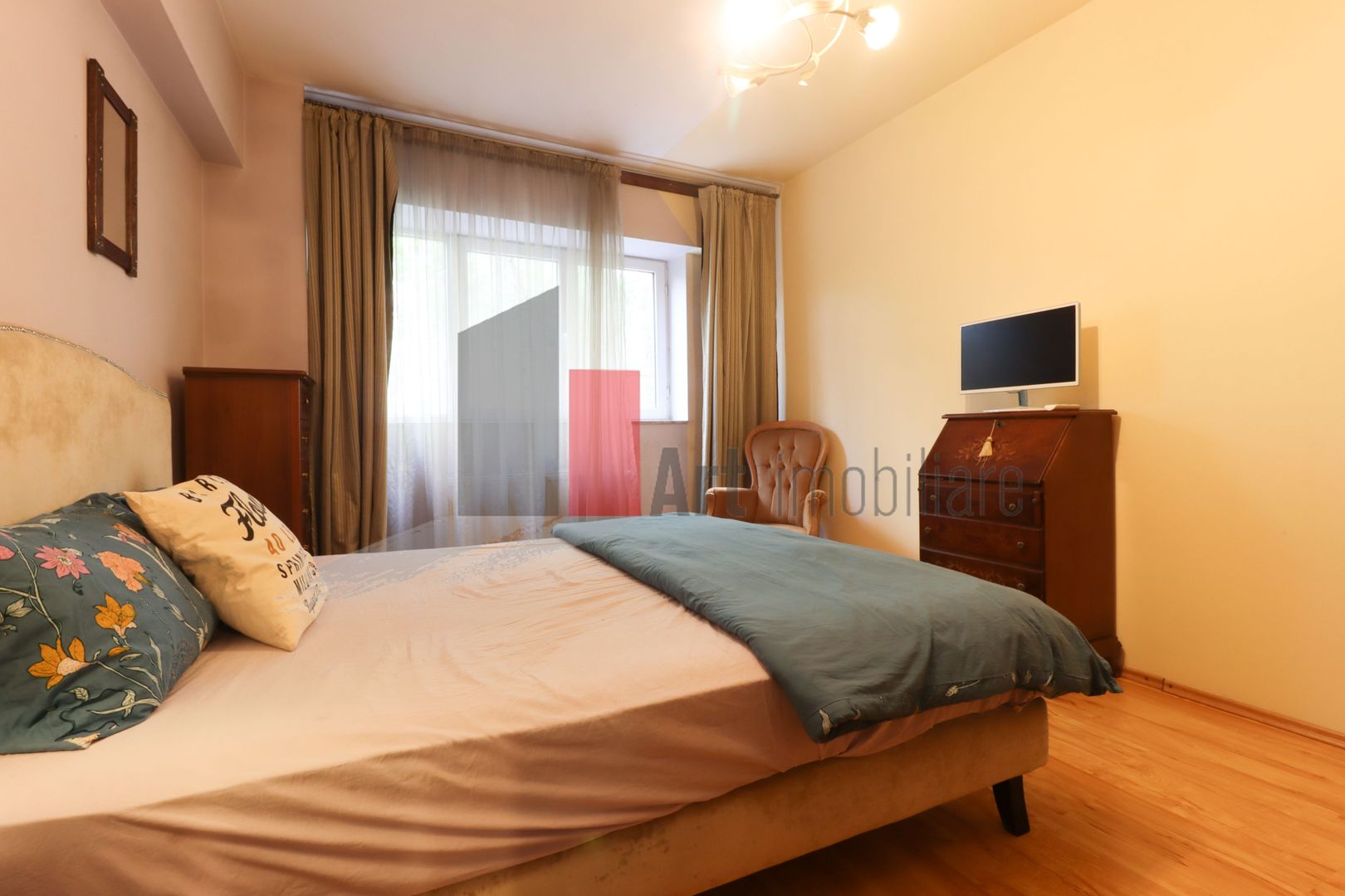 Apartamentul "BUTIKO", Calea Calarasilor-adiacent, bloc nou, GARAJ SUBTERAN - Poză 12