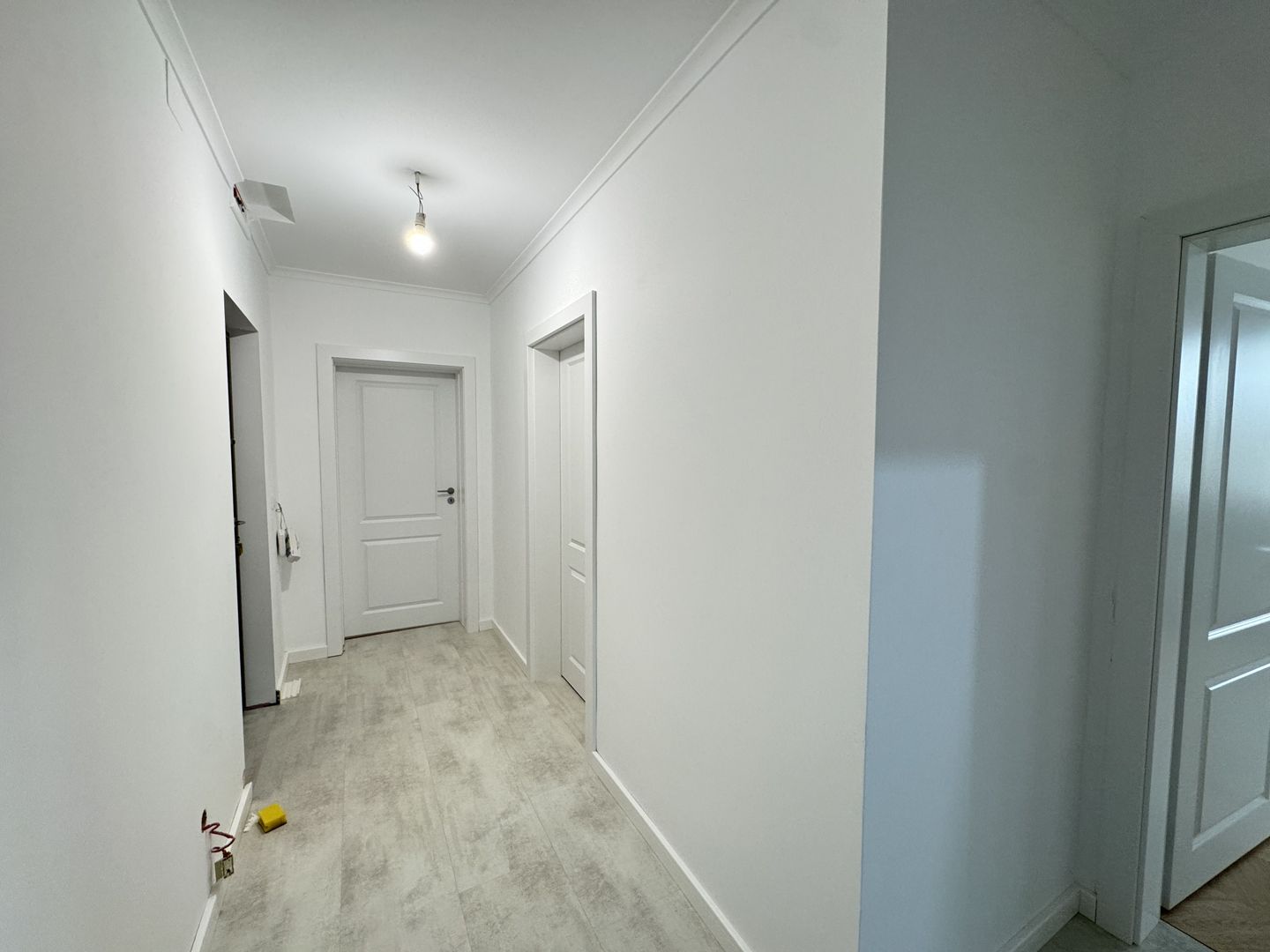 Apartament nr.18 cu 2 camere, boxa si parcare incluse in pret - Poză 4