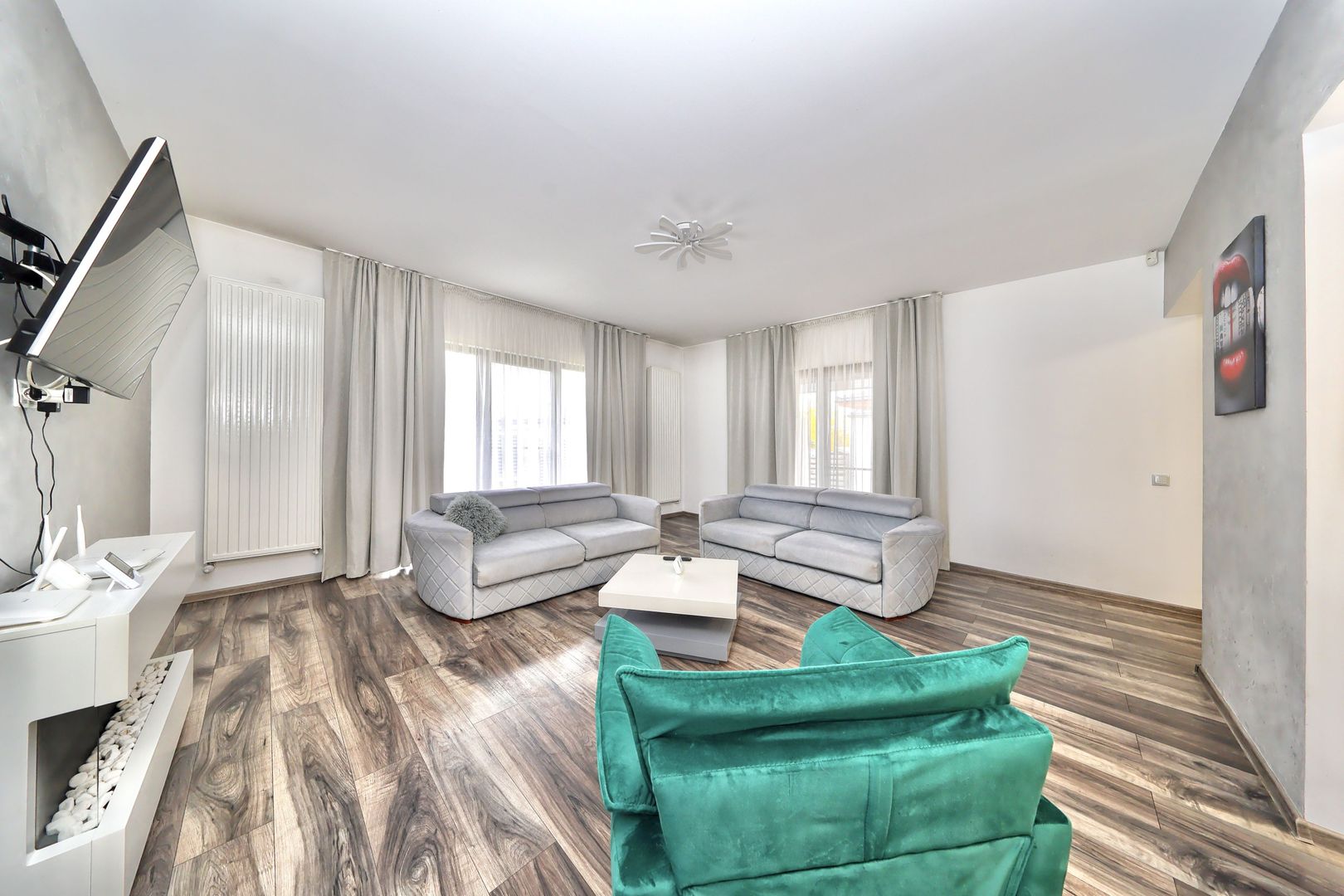 Casă individuală cu 4 camere de vânzare în Cristian, Brasov - Poză 7