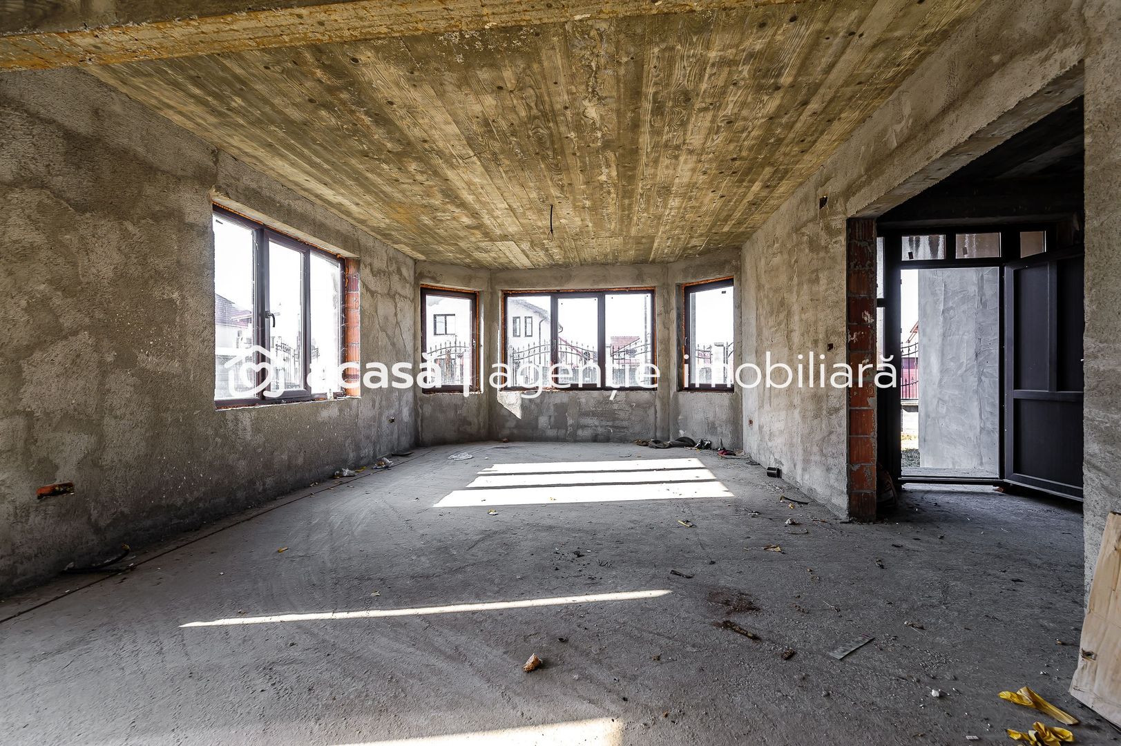 Preț competitiv - Vilă generoasă in cartierul Europa - Poză 8