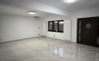 Casă nemobilată de închiriat în Iași, zona Poitiers - Poză 1