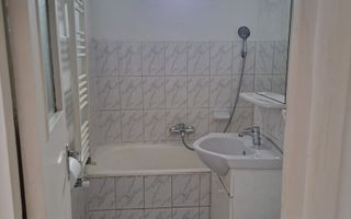 De inchitiat apartament 2 camere Alexandr Vlahuta - Poză 4