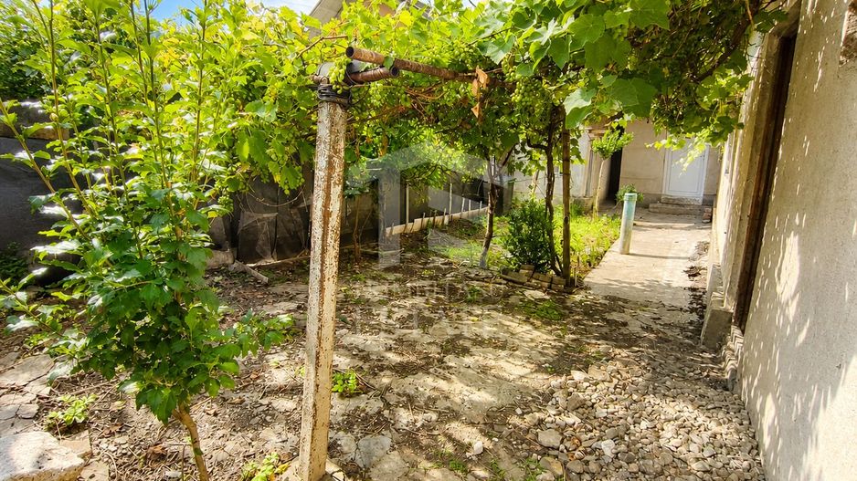 Casa | Valu lui Traian | Calea Dobrogei - Poză 2