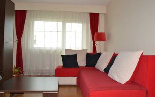 Apartament cu 2 camere decomandate, 2 balcoane, zona Aurel Vlaicu. - Poză 1
