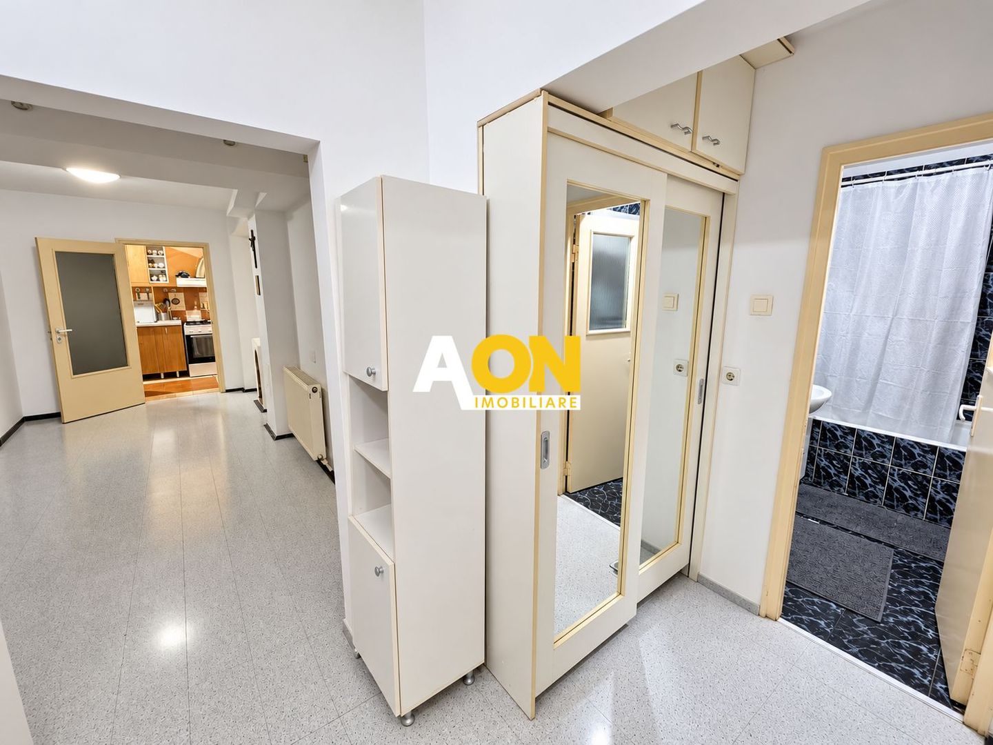 Spatiu comercial versatil, 4 camere, 2 bai, 72 mp utili, Cetate - Poză 6