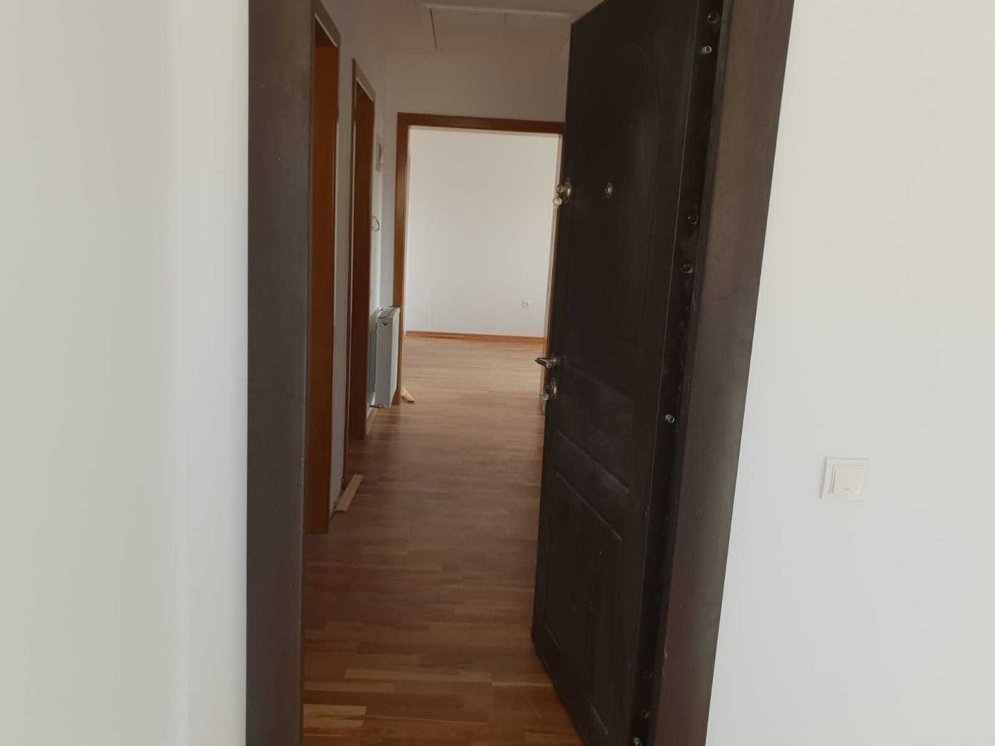 Inchiriez apartament - Poză 7