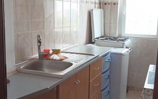 Apartament 2 camere , decomandat în Titan, sec.3 - Poză 3