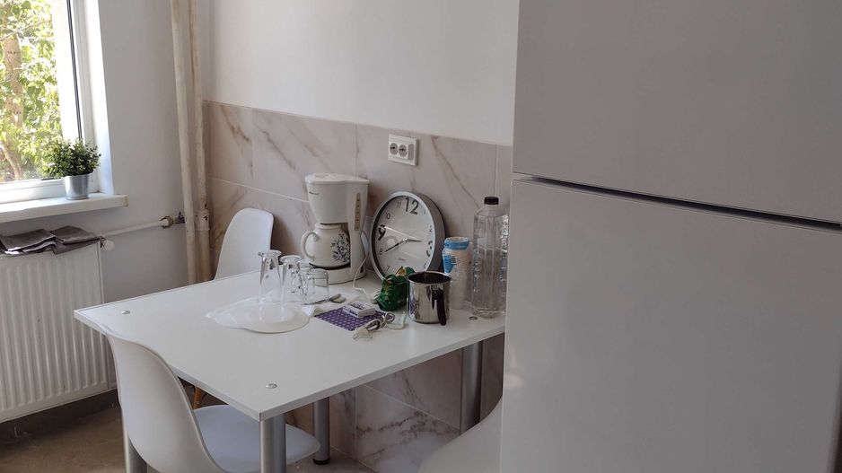 De inchiriat apartament 3 camere Gorjului - Poză 3