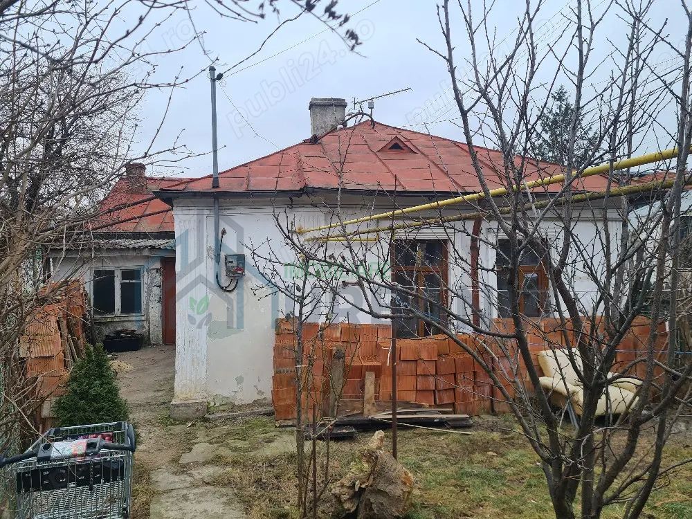 Casă de vânzare în Iași 143 mp utili Vă propunem spre vânzare o casă spațioasă și luminoasă, situa - Poză 2