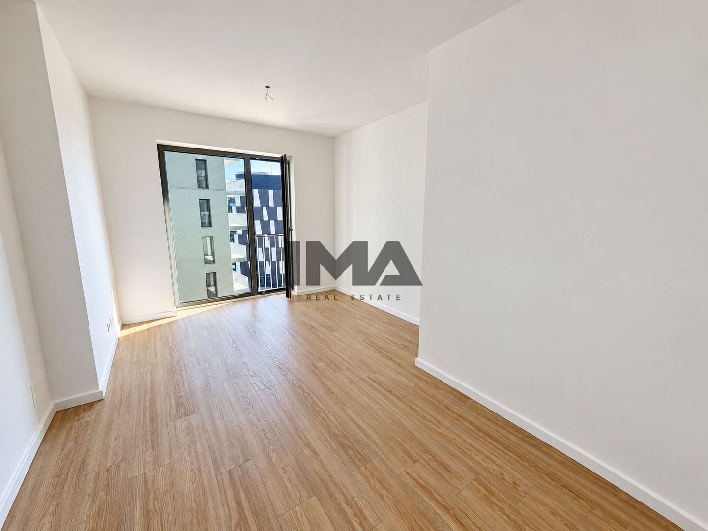 Apartament nou cu 2 camere | Balcon de 11 mp | Confort premium - Poză 4