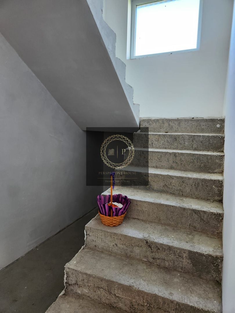 Casa Individuala-spatioasa in Orizont - Poză 3