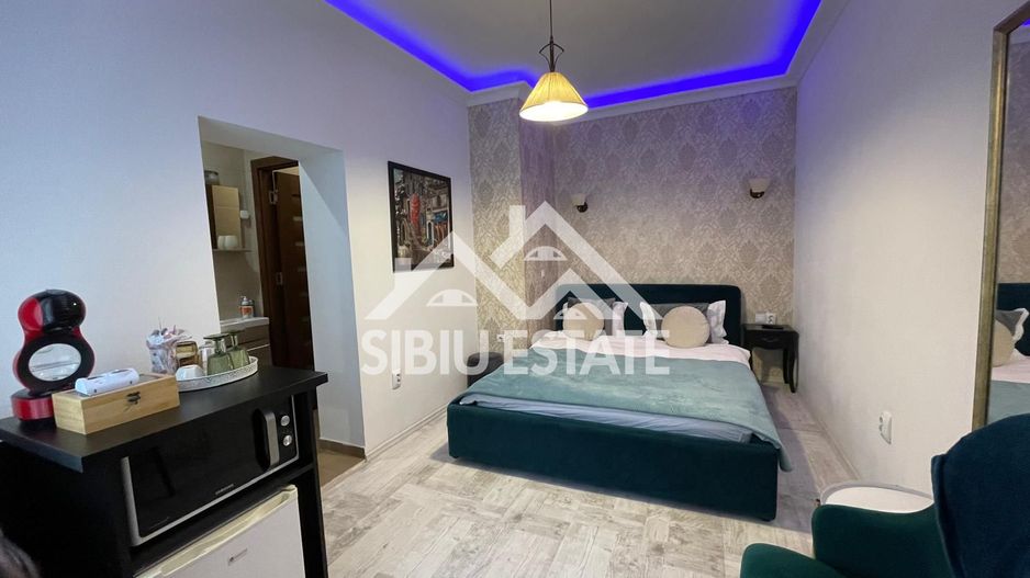 Afacere la cheie 2 unitati de cazare in regim hotelier ULTRACENTRAL - Poză 6