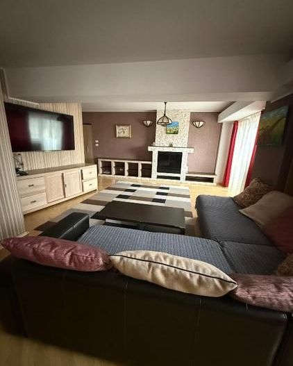 De inchiriat Apartament 3 camere Unirii - Horoscop Sector 4 - Poză 1