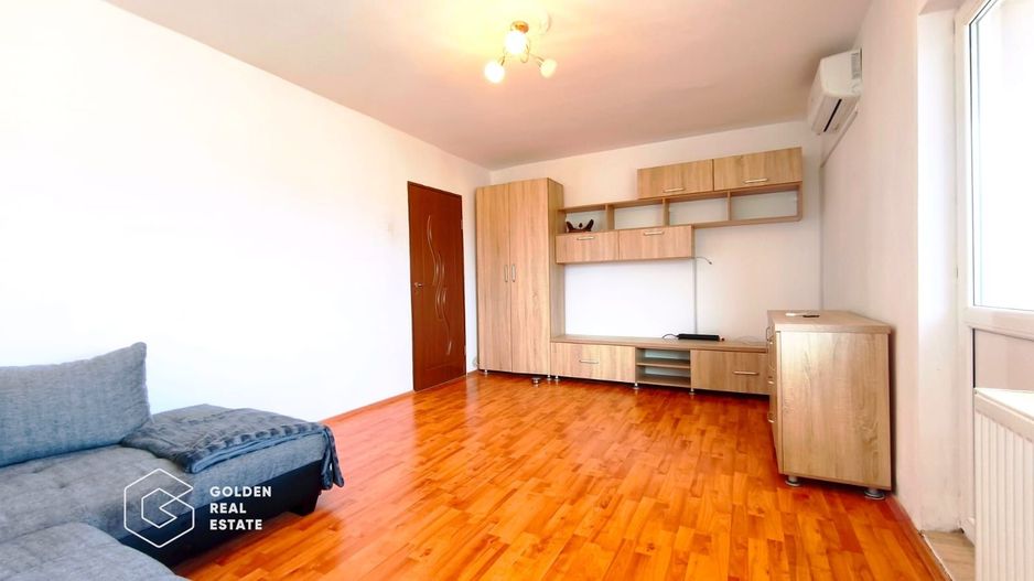 Apartament spatios cu 2 balcoane, modernizat, zona Alfa - Poză 1