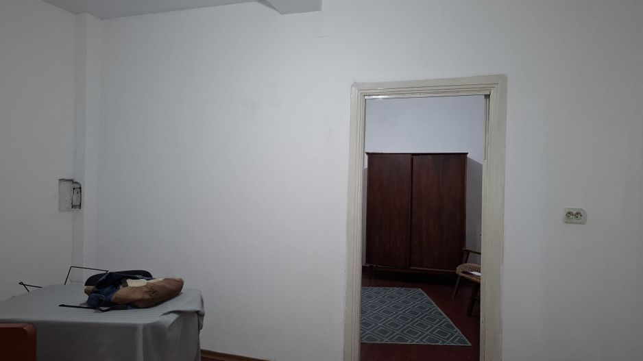 URGENT!, vila singur curte, TEREN IN PROPRIETATE, libera, NEGOCIABIL - Poză 10
