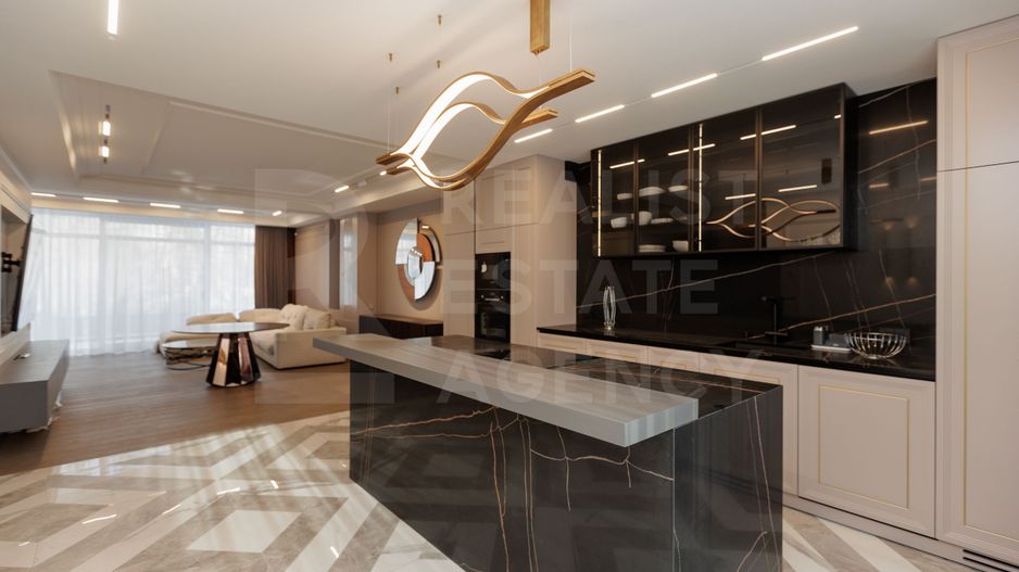 Chirie, duplex, 5 camere, str. Timiș, Centru - Poză 1