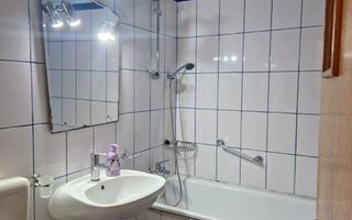 De inchiriat apartament cu 3 camere , Oltenitei sector4 - Poză 12