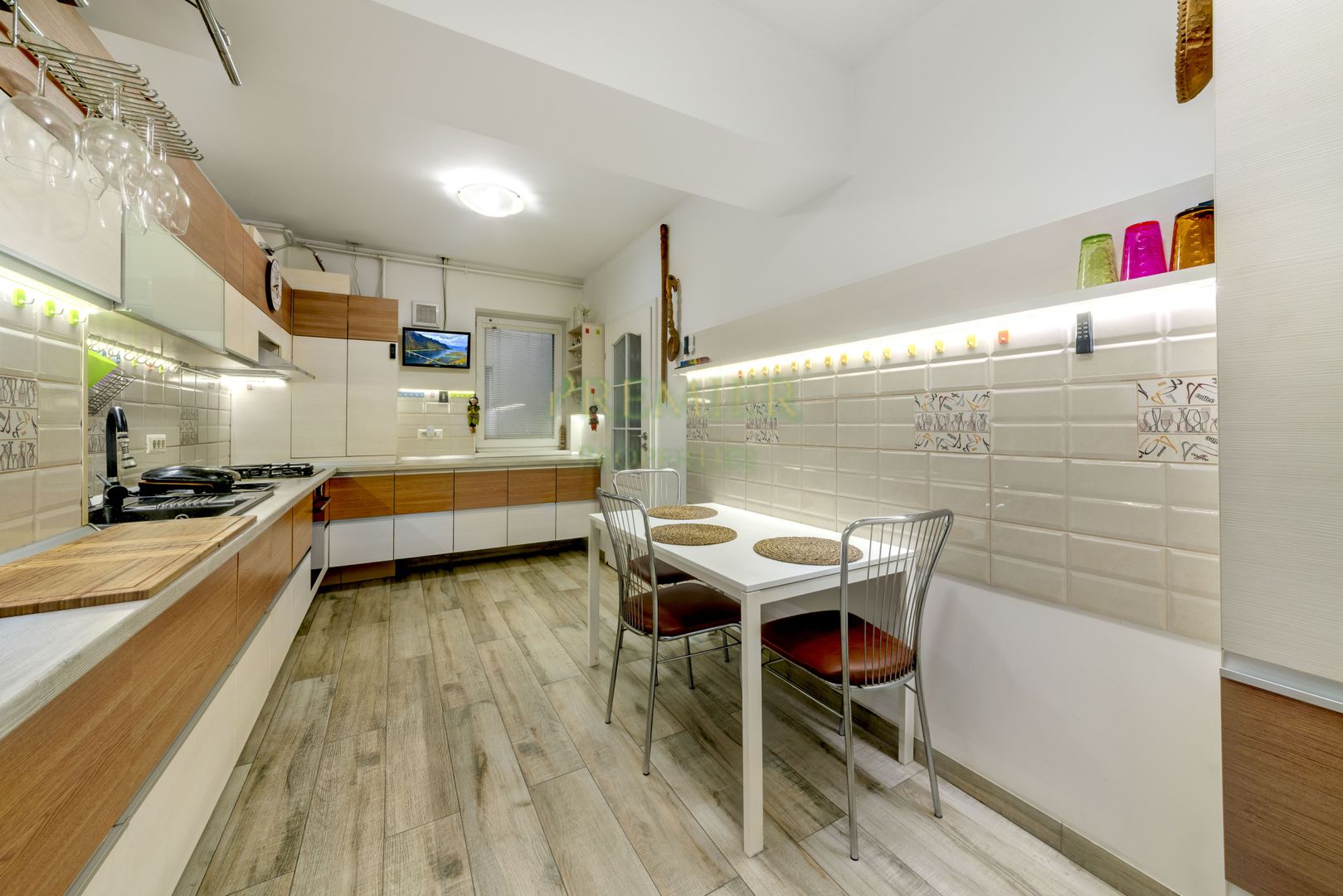 Penthouse cu terasă panoramică de 53 mp, garaj subteran – Sector 1,  an 2020 - Poză 12