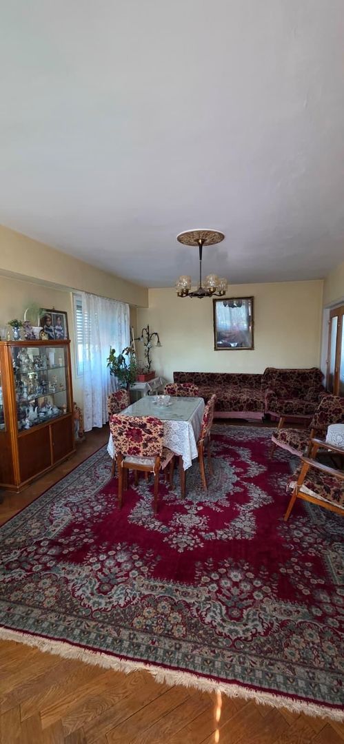 Vanzare Apartament 3 camere, 90 mp  – Cotroceni, vedere Splaiul Independentei - Poză 2