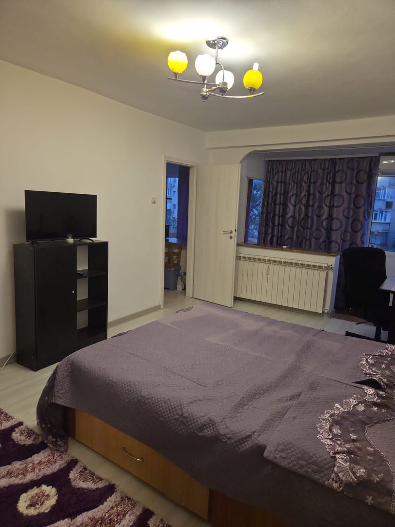 Garsoniera moderna si spatioasa de inchiriat, Tineretului - Poză 2