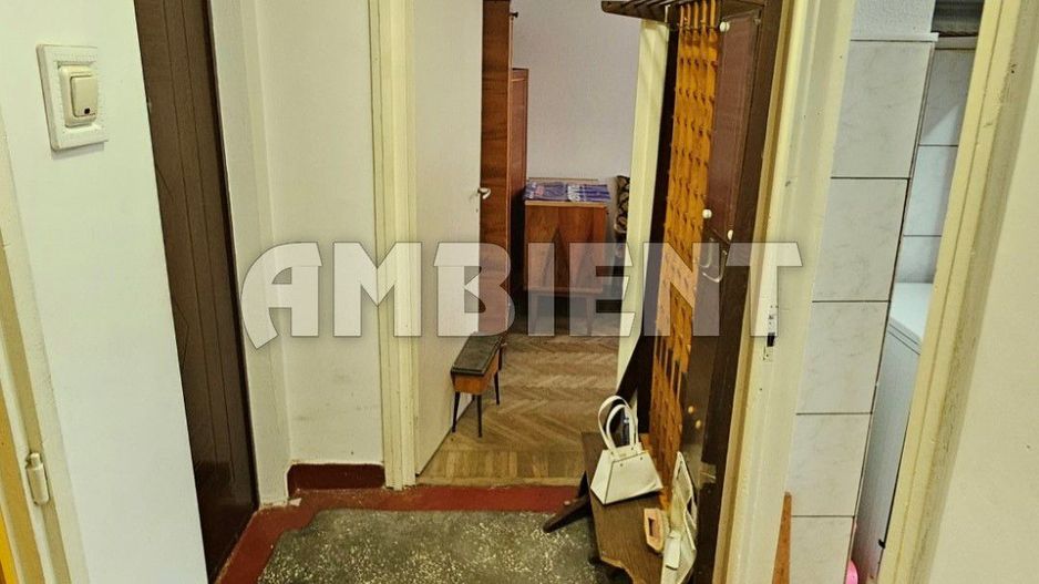 Apartament 3 camere, etaj 3, zona DONICI; - Poză 4