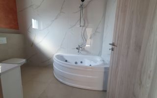 Apartament  4 camere de vanzare . - Poză 8