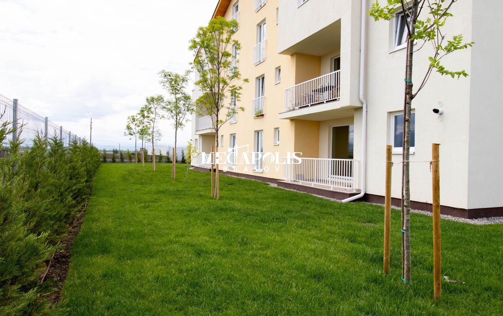 Apartament 3 Camere Sanpetru/ Intabulat - Poză 2