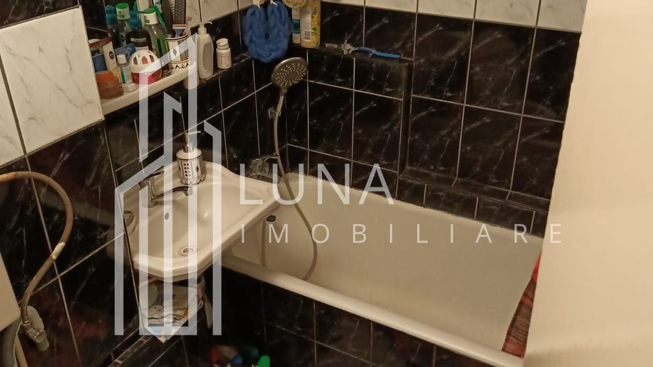 Garsonieră 32 mp, mobilată și utilată, centrală proprie, Craiter - Poză 3