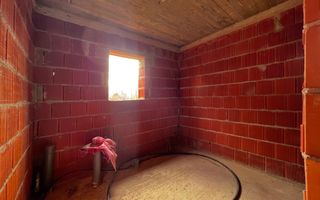 Casa P+M la rosu | 204 mp | 5 ari teren | compartimentare excelenta | Satulung. - Poză 4