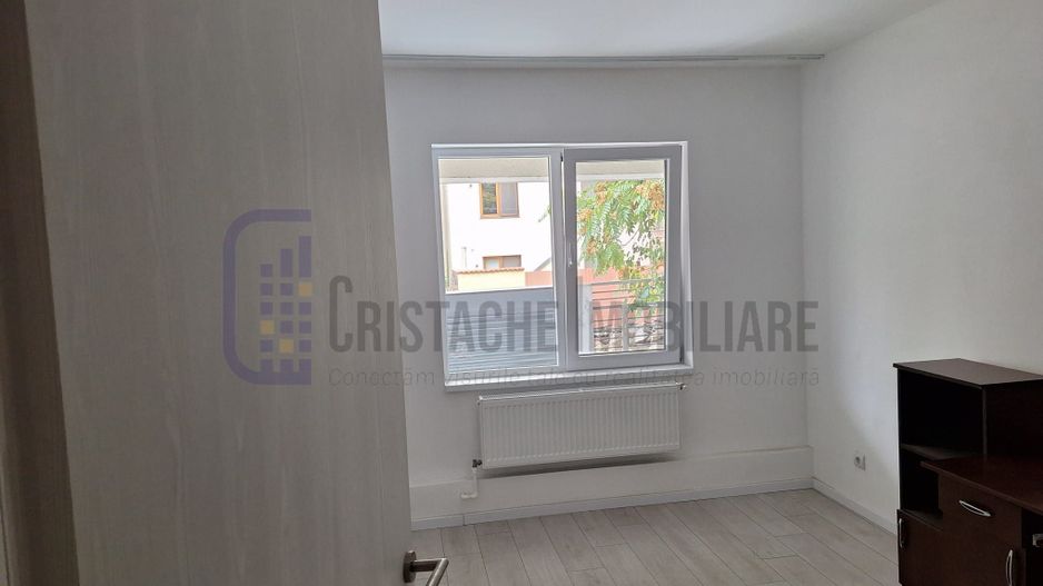 Bloc boutique | 3 camere | Centrala proprie | Metrou Dristor - Poză 10