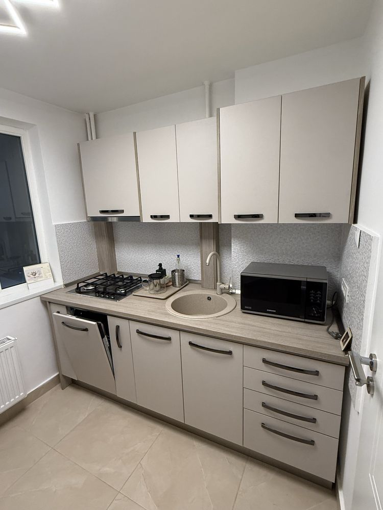 Închiriere Apartament cu 2 camere lux, prima inchiriere, ultracentral Victoriei - Poză 8