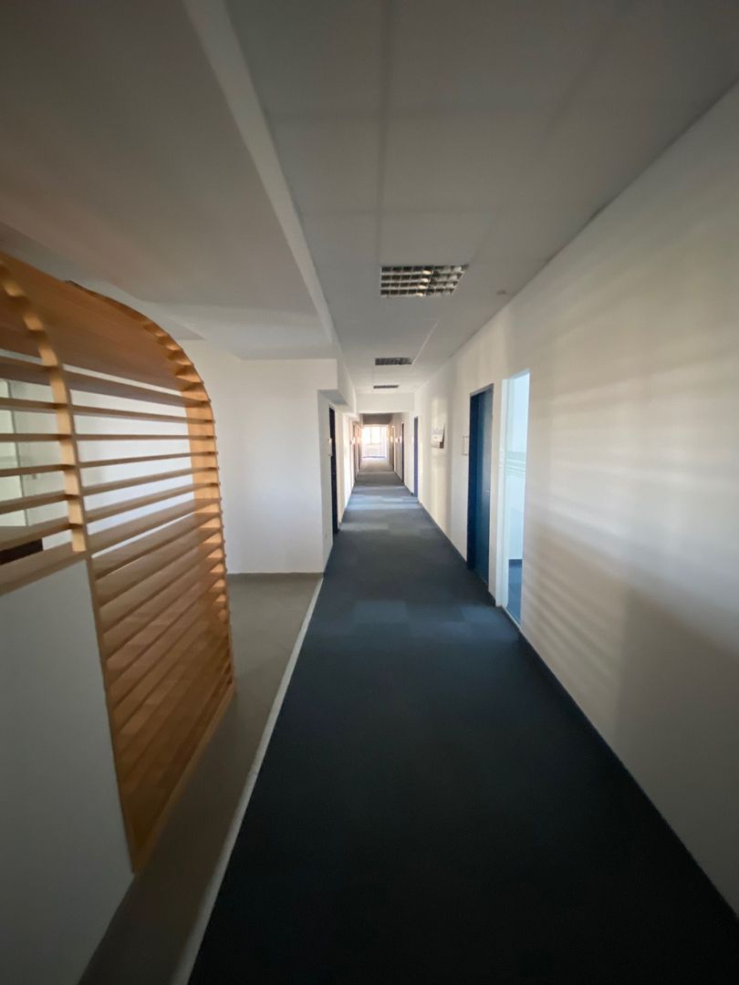 Spațiu de birouri de 300mp de închiriat în zona Centrala - Poză 9