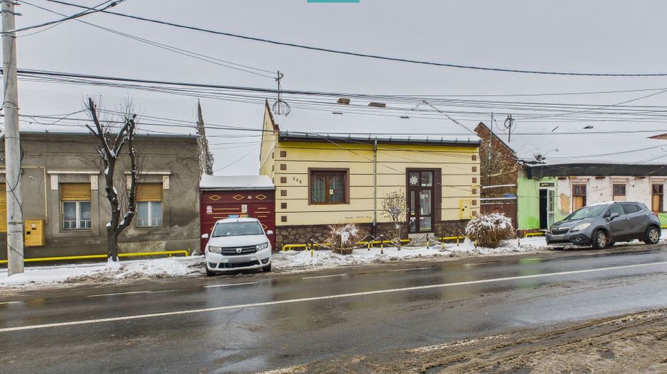 Casă cu 4 camere în zona Parneava - Poză 16