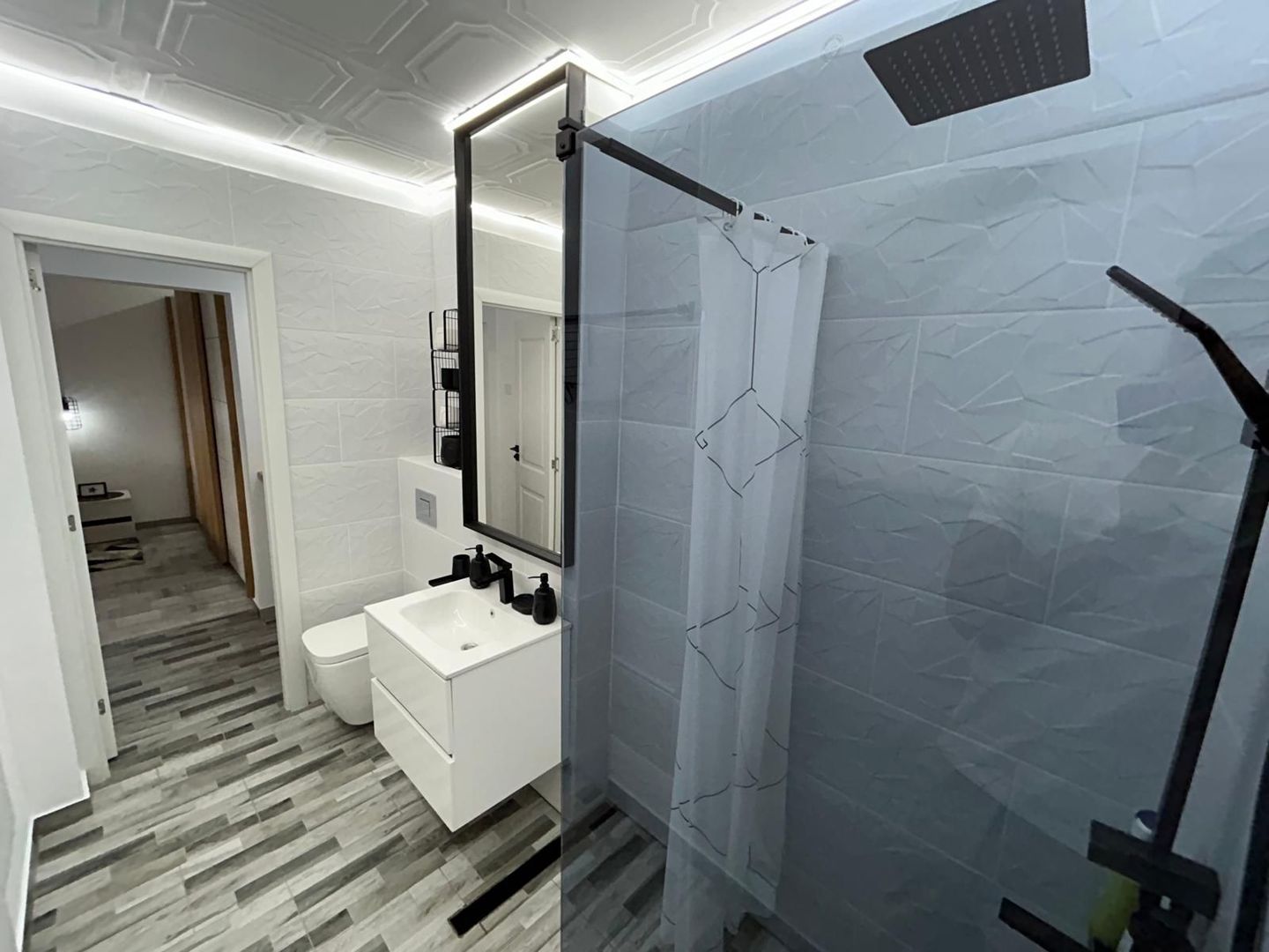 Titan 2 camere Lux | 6 m metrou | Prima inchiriere - Poză 15