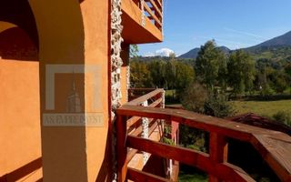 Pensiune 17 camere - zona Bran - Poză 7