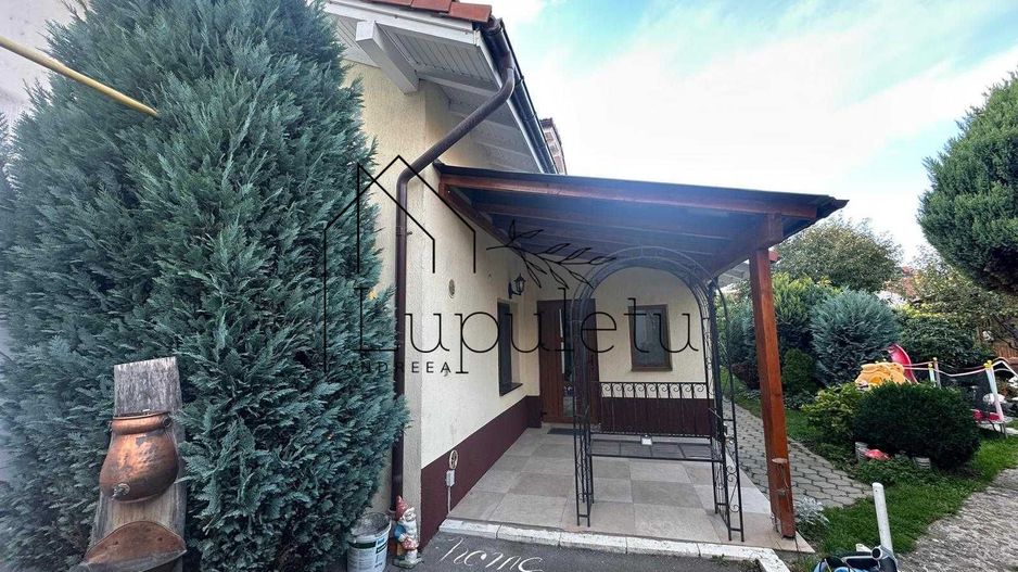 Casă de Vânzare | 180 MPU | Teren 336 MP | Piața Cluj - Poză 5